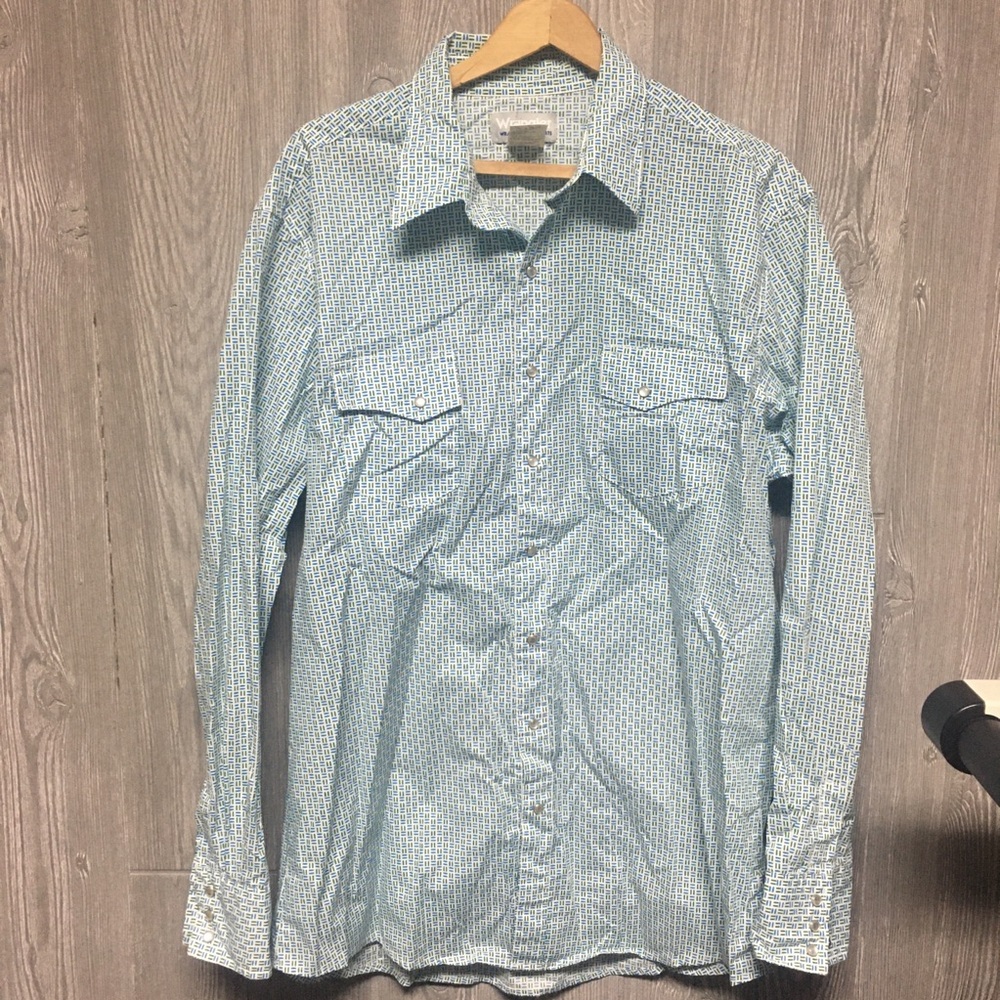 Wrangler Men’s XLT Snap Shirt